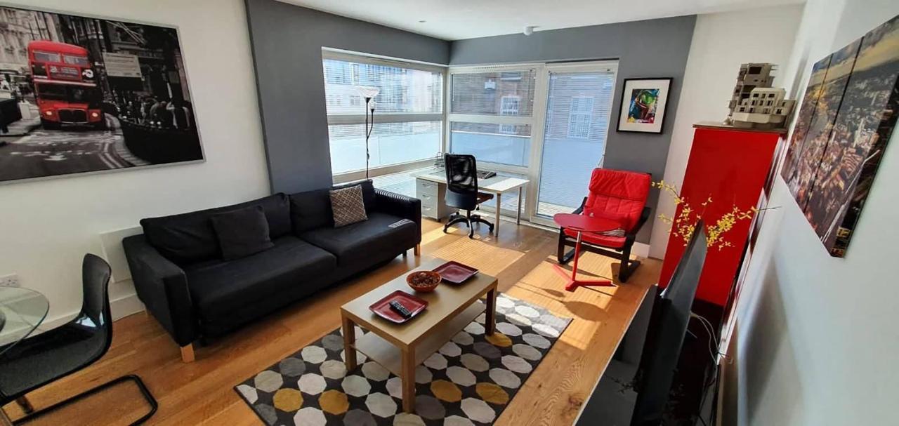Bright & Spacious Double Bedroom With Ensuite And Concierge! Paid Parking Available لندن المظهر الخارجي الصورة